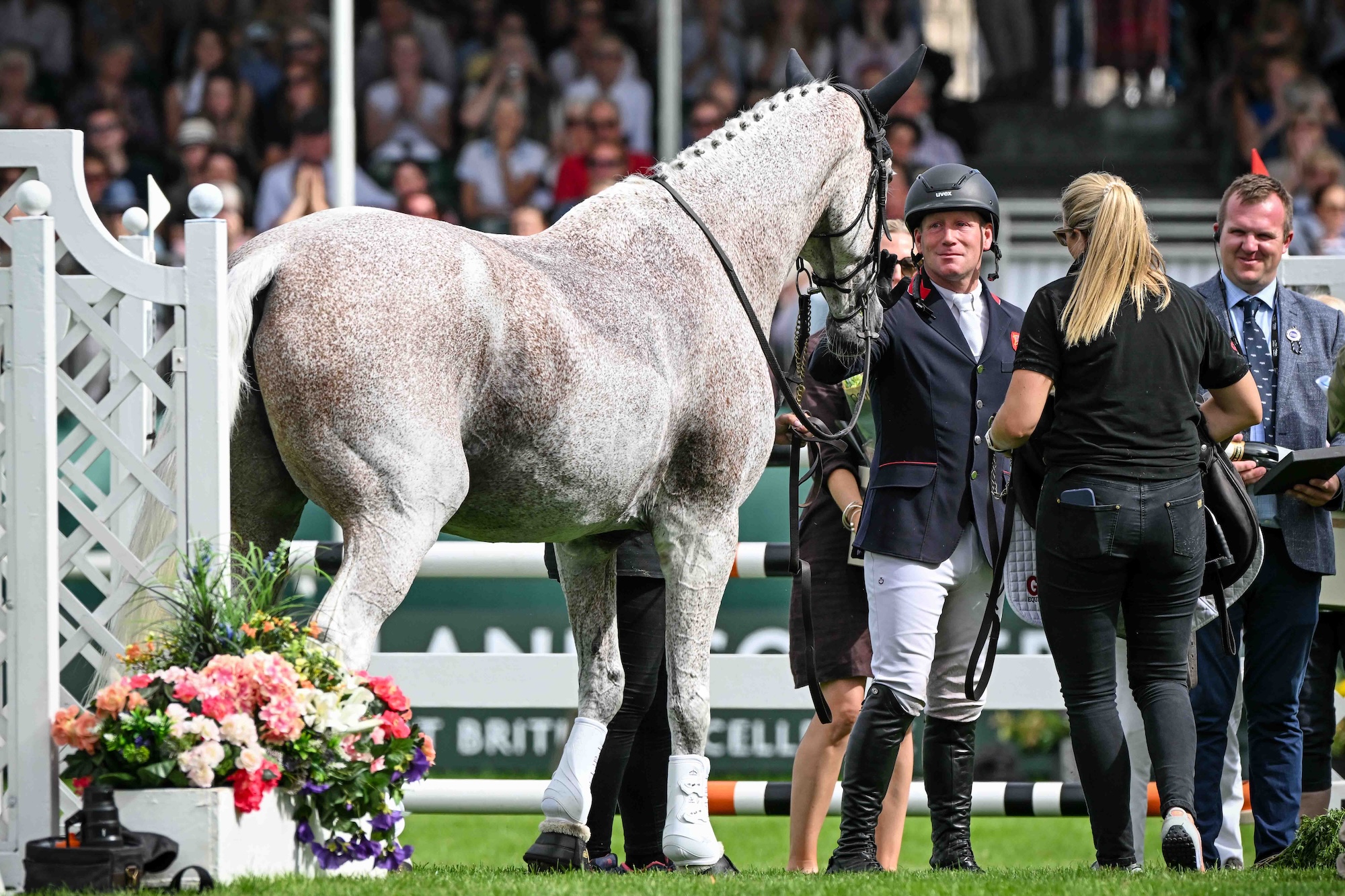 Oliver Townend pats Ballaghmor Class as he retires at Burghley