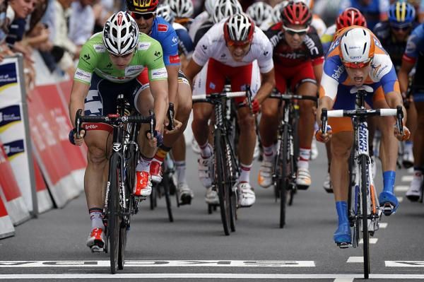 Theo Bos edges out Andre Greipel for the win in Rotterdam