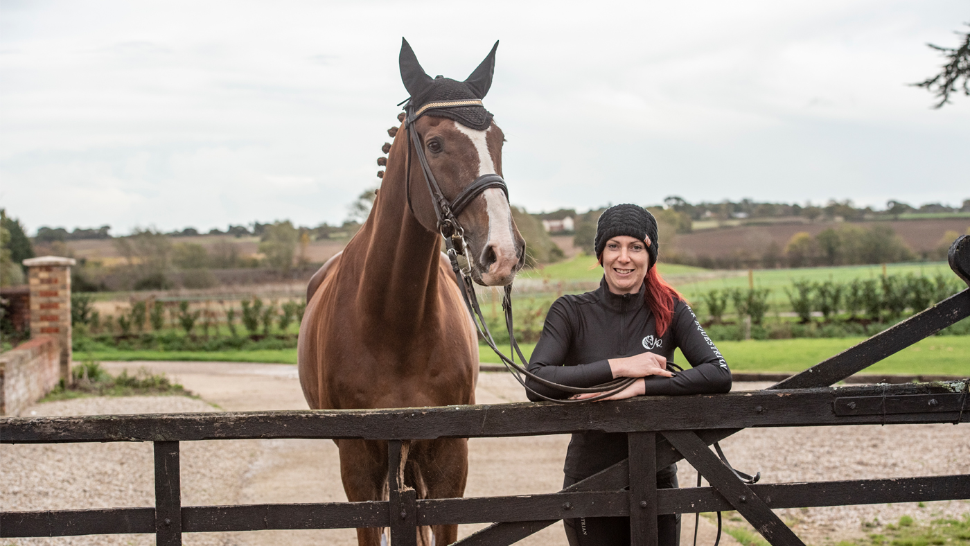 AR-Equestrian_Hero_1400x788