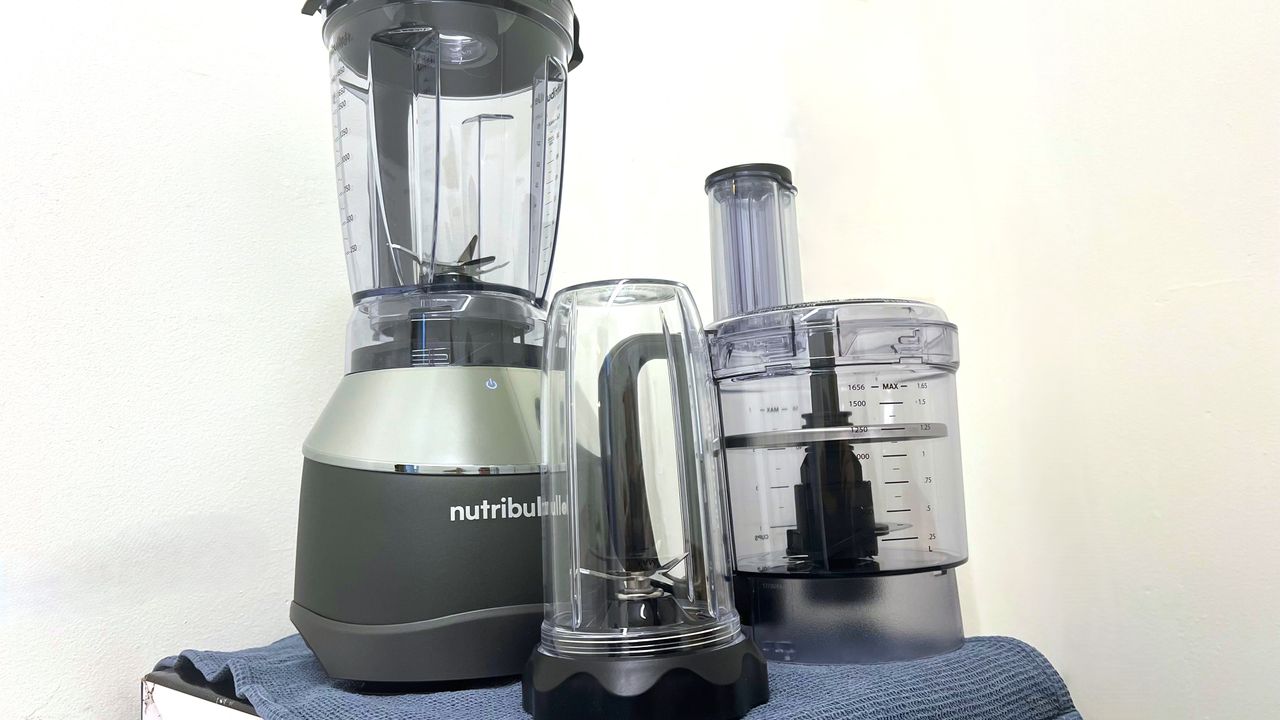 Nutribullet Triple Prep System with accessories