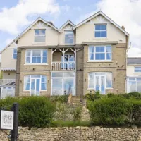 Cleeve Hill HotelDistance:Tripadvisor rating: