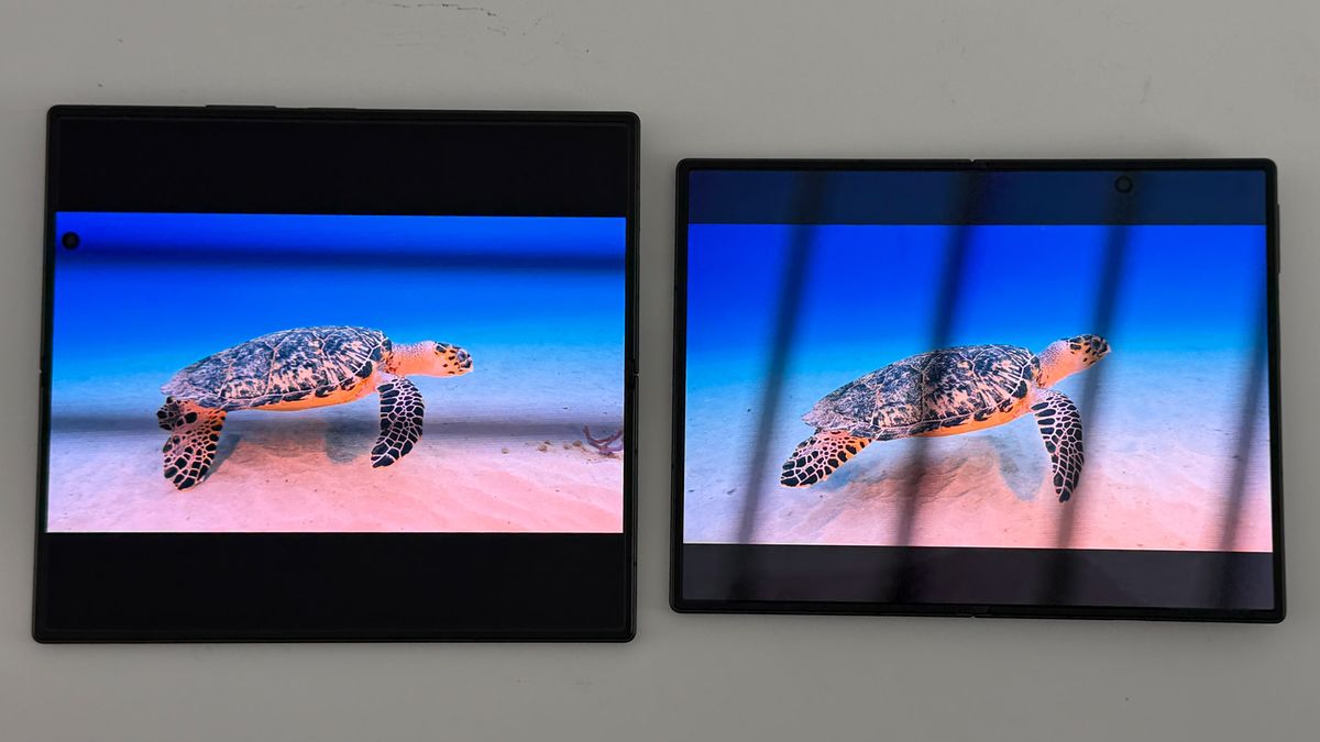 Samsung Galaxy Z Fold 8 Hands On in SK