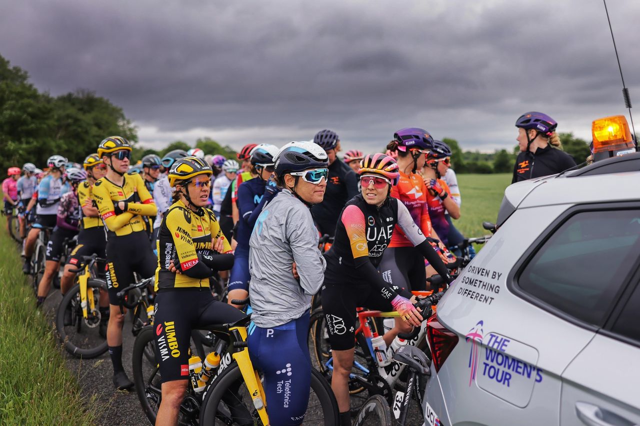 Racing was paused for 50 minutes with 35km to go due to road accident on the course in front of the peloton