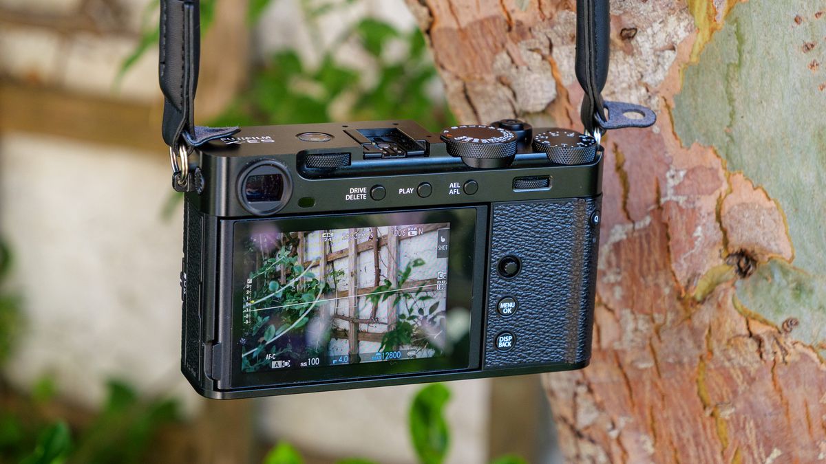 Fujifilm X-E5 camera