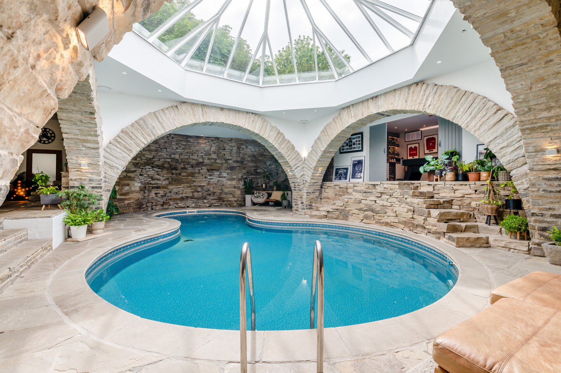 Images of the underground Underhill in the Peak District