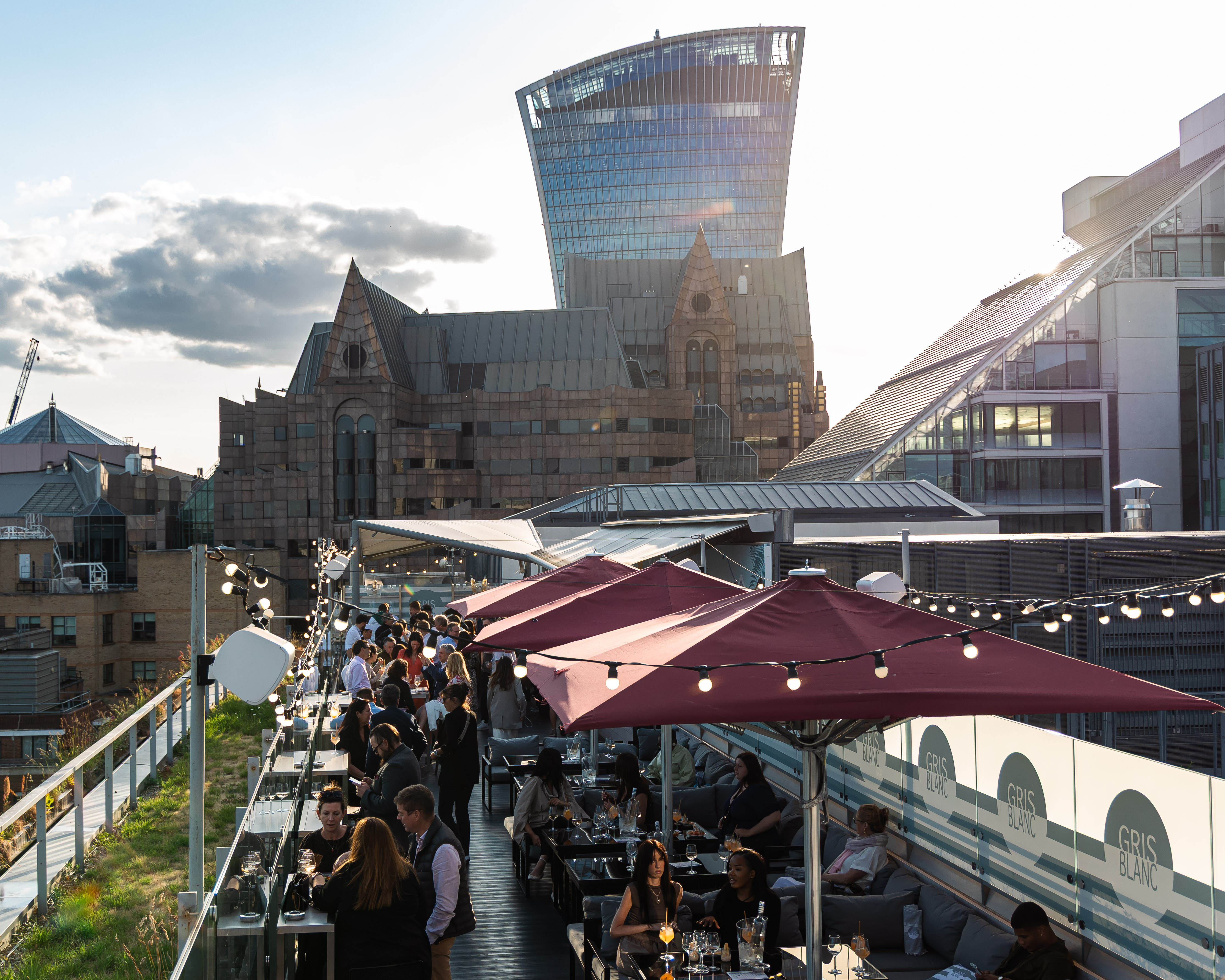 Savage Garden rooftop bar scene