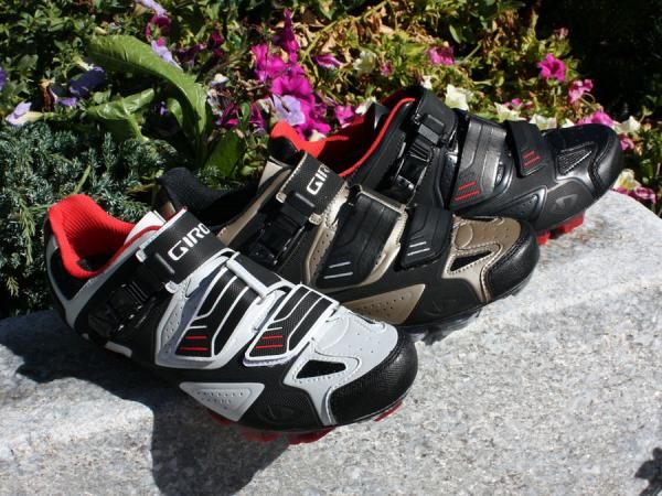Giro's new Code mountain bike shoe features a stiff Easton carbon sole, dual density lugs, and a Teijin microfibre synthetic upper.