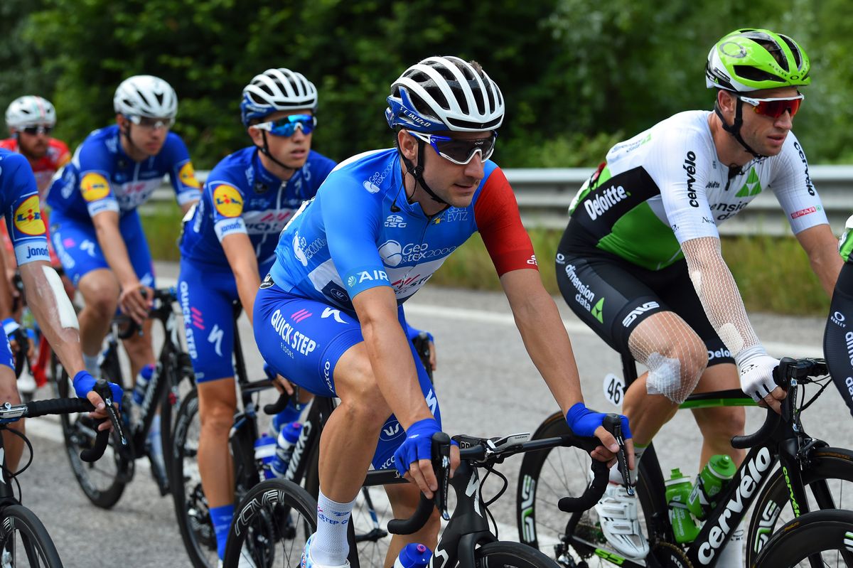 Ellia Viviani in the race leader's jersey