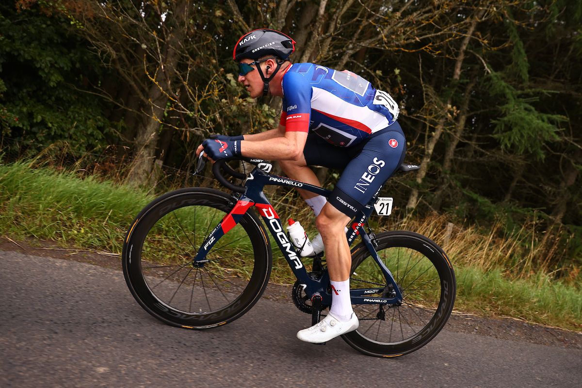 Picture by SWpixcom 11092021 Cycling AJ Bell Tour of Britain Stage 7 Hawick to Edinburgh Scotland Ethan Hayter of Ineos Grenadiers in the race leaders jersey
