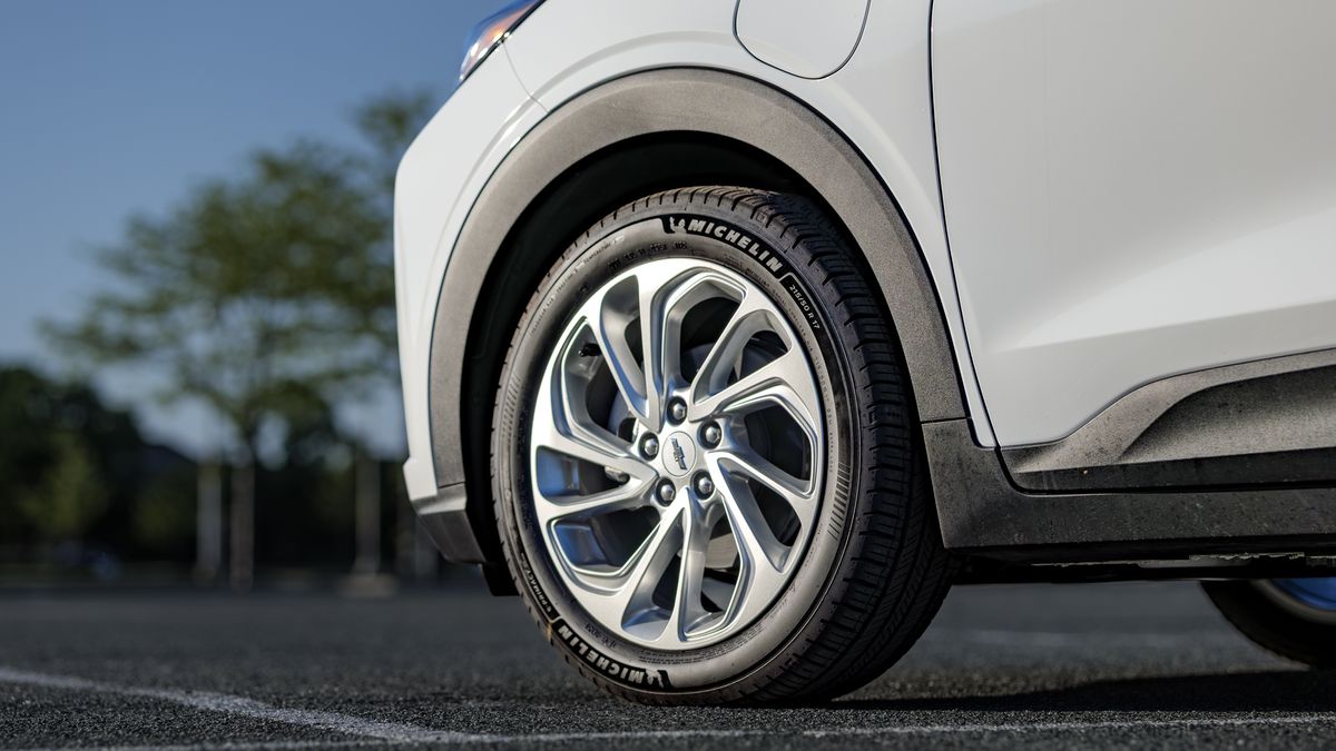 2027 Chevrolet Bolt review.