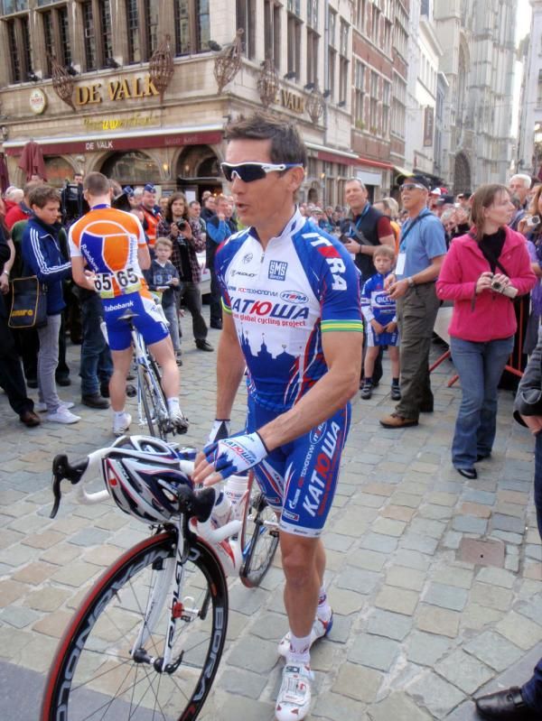 Robbie McEwen (Katusha) lives not too far from Antwerp