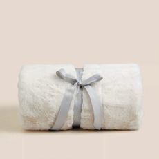 M&S Supersoft Faux Fur Throw