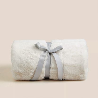 M&S Supersoft Faux Fur Throw