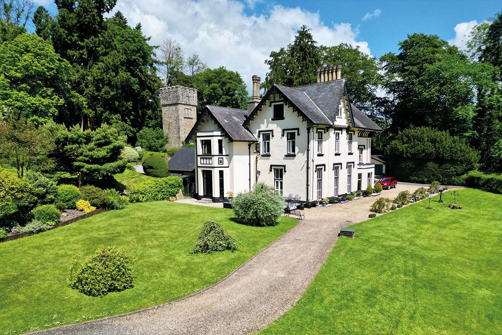 Properties for sale for around &pound;1 million &ndash; Penybont Hall, Llandrindod, Wells, Powys