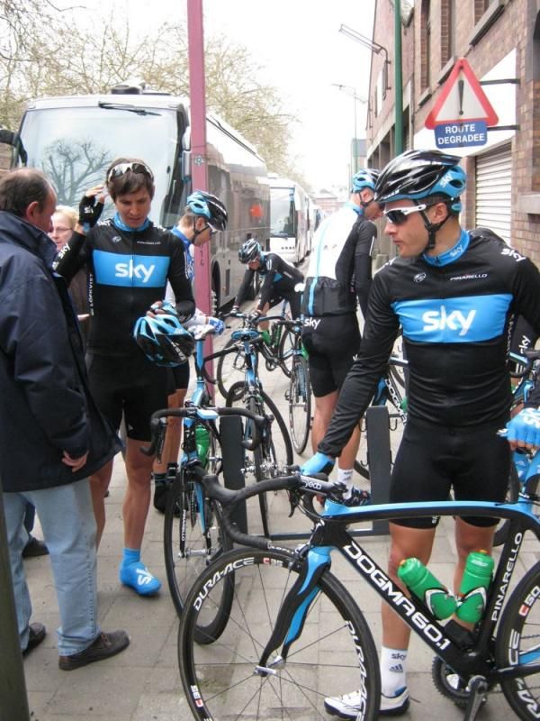 Team Sky get ready to roll