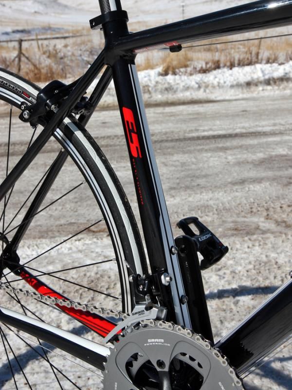 The shaped alloy tubeset includes a heavily manipulated seat tube that morphs from round up top to rectangular down at the bottom bracket.