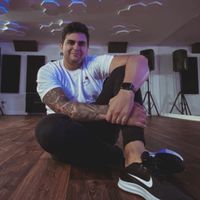 Lloyd Coombes's avatar