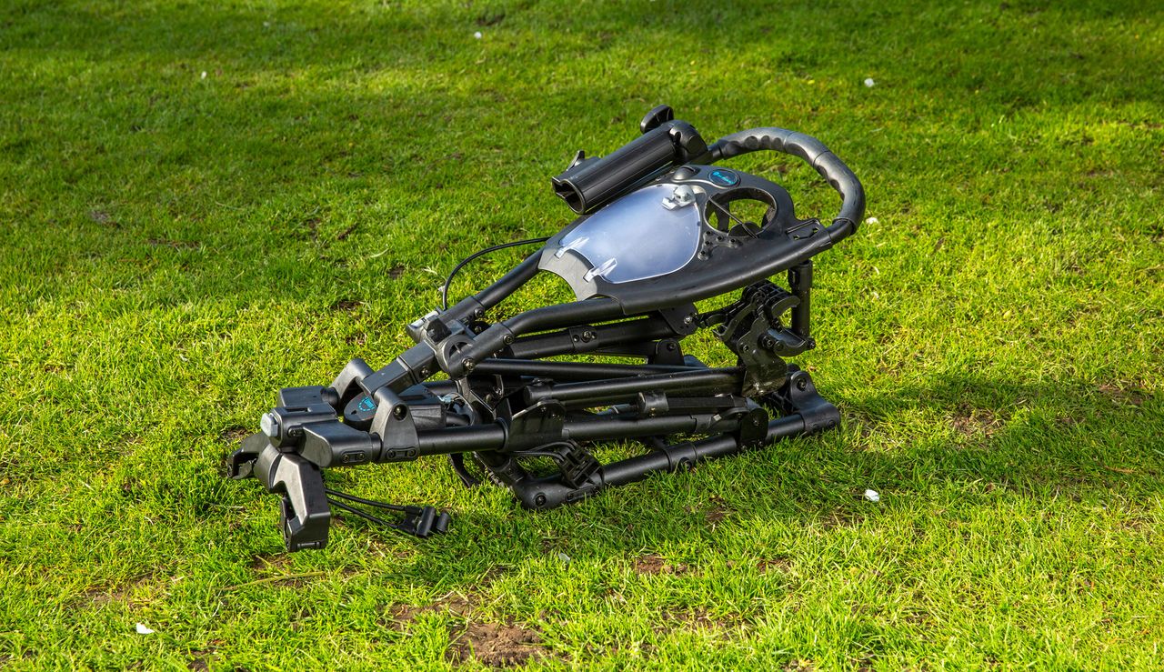 Alphard Club Booster V2 folded down on grass