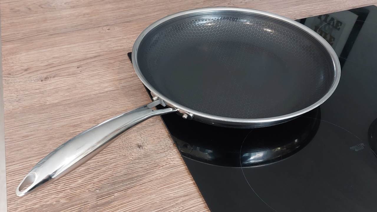 HexClad pots and pans