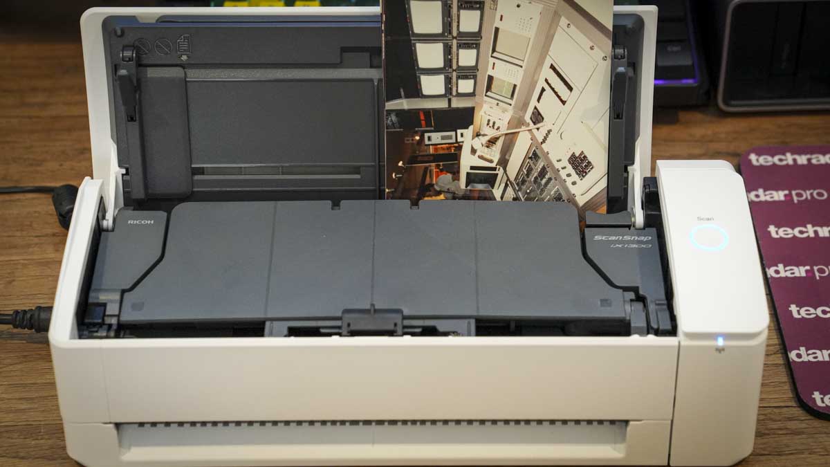 ScanSnap iX1300