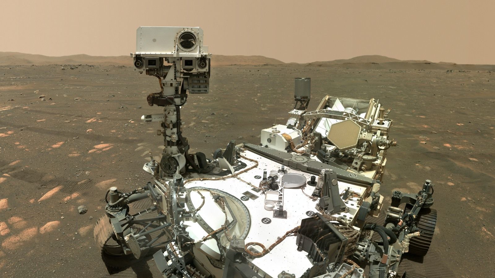 Mars rover is spying on the sun's far side to hunt for hidden ...