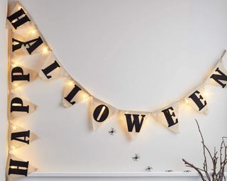 Lights4fun Happy Halloween LED Banner Party Decoration Bunting 2.5m Battery Timer