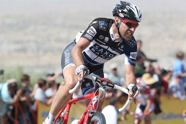 Jens Voigt (Saxo Bank) pushes it on his second time up a challenging finishing circuit.