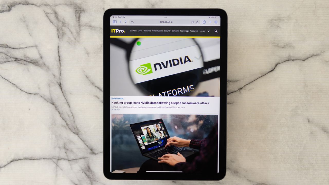 A photograph of the Apple iPad Air on a marbled table