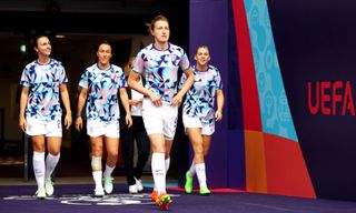 Ellen White of England leads her team matess on the pitch prior the UEFA Women's Euro 2022 final match between England and Germany at Wembley Stadium on July 31, 2022 in London, England.