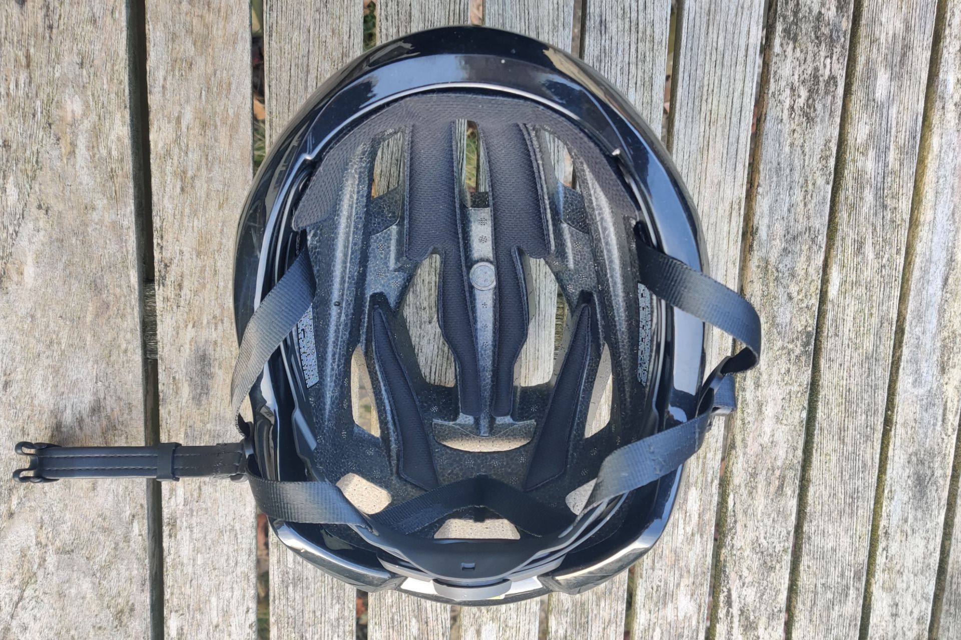 Image shows the Kask Sintesi helmet
