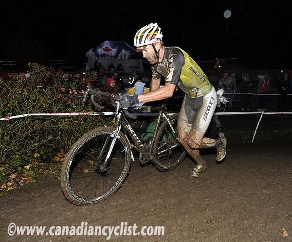 Geoff Kabush (Scott 3Rox) was unstoppable.