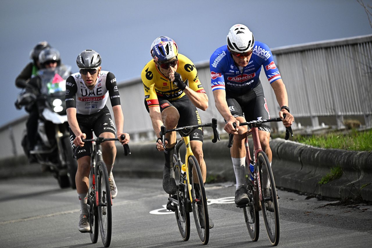 Mathieu van der Poel, Wout van Aert and Tadej Pogačar at the 2023 E3 Saxo Classic