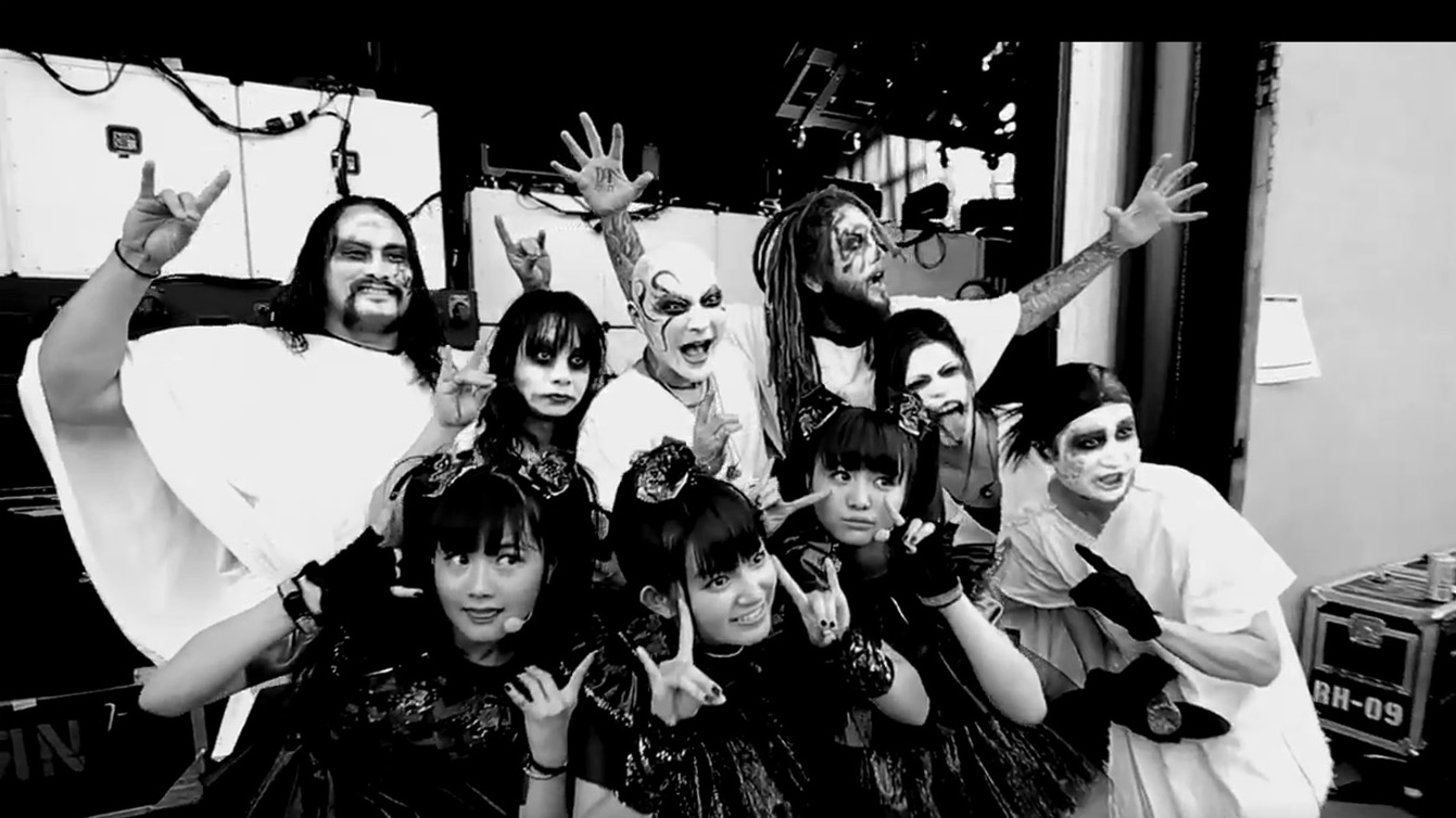 Korn&#039;s Brian ‘Head’ Welch with Babymetal and their band