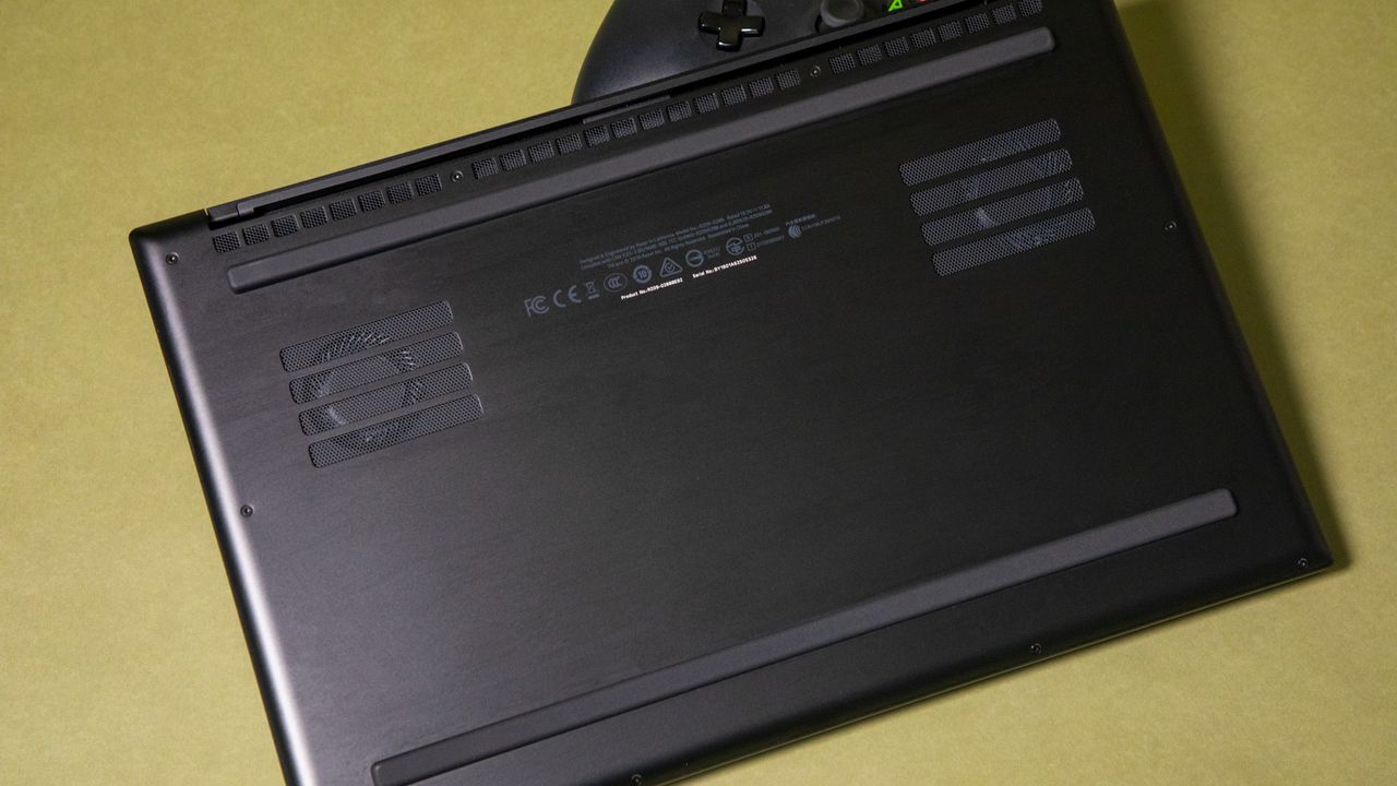 The Razer Blade keeps the exact same angular shape.