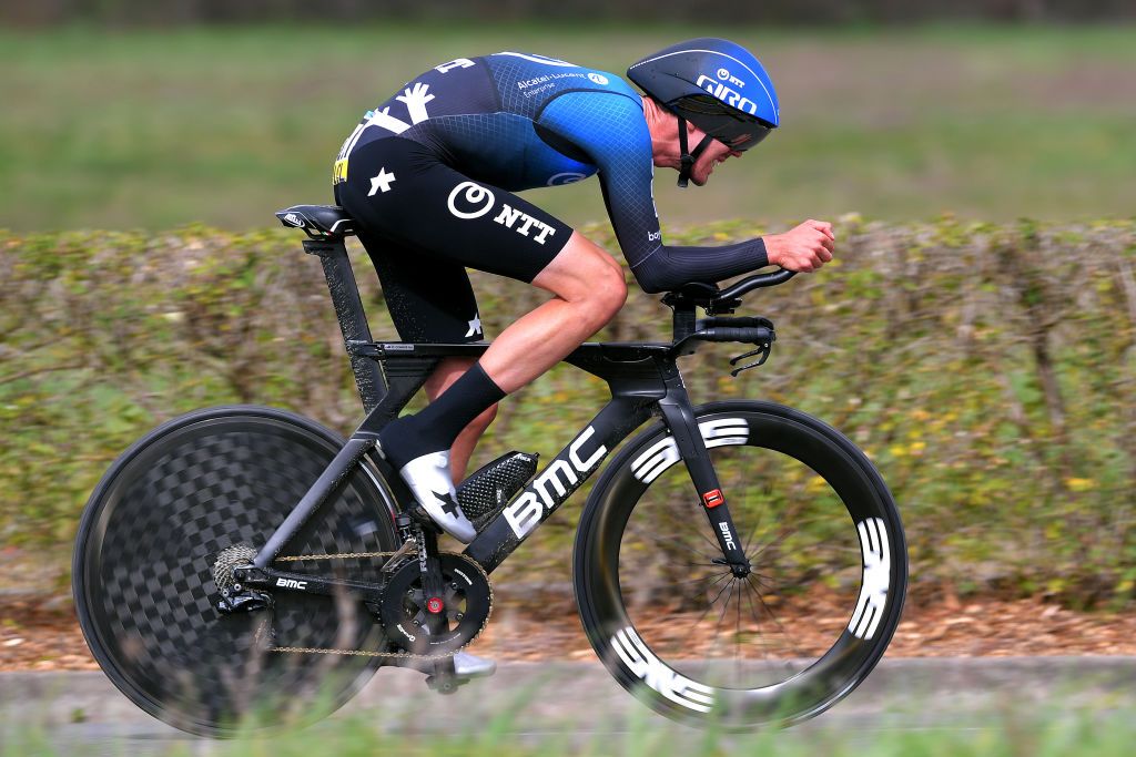 Ben O'Connor (NTT) set the fastest early time in the Paris-Nice 2020 stage 4 individual time trial