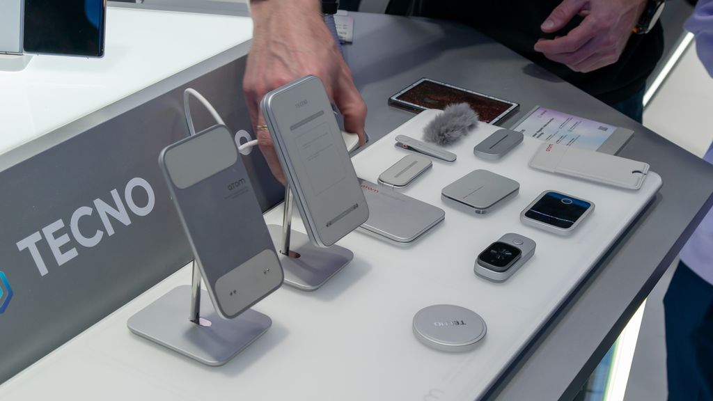 Tecno's Modular Phone concept actually looks really cool and takes me ...