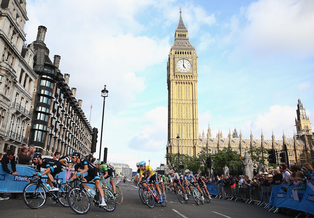Dylan van Baarle rides in the peloton on the final stage of the 2014 Tour of Britain.