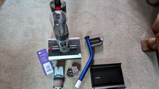 Testing the Dyson Wash G1 at writer's home