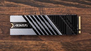 Gigabyte Aorus Gen4 7000s