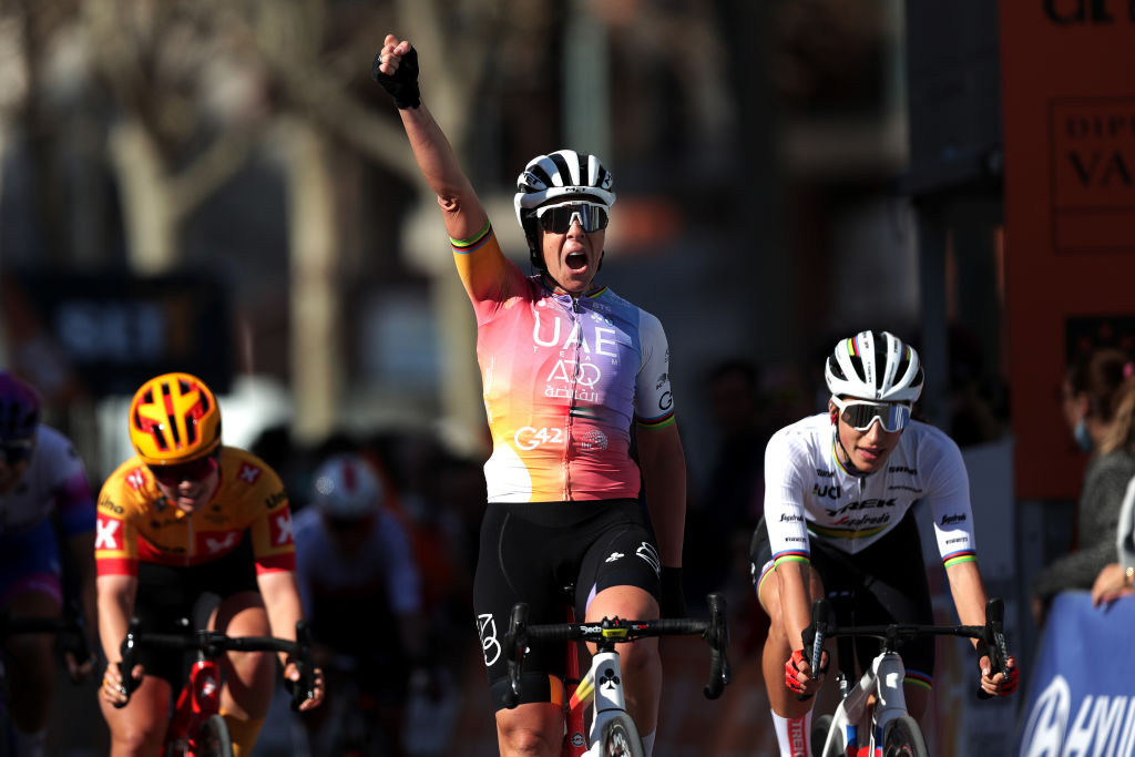COCENTAINA SPAIN FEBRUARY 20 Marta Bastianelli of Italy and UAE Team celebrates winning ahead of Elisa Balsamo of Italy and Team Trek Segafredo during the 6th Setmana Ciclista Valenciana Vuelta Comunidad Valenciana Feminas 2022 Stage 4 a 118km stage from Sagunt to Valencia VoltaCVFemines22 on February 20 2022 in Cocentaina Spain Photo by Gonzalo Arroyo MorenoGetty Images