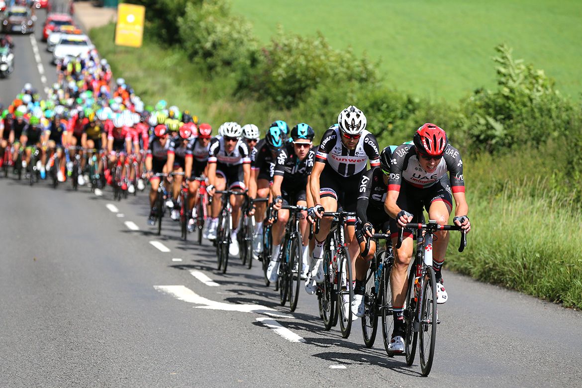 The peloton picks up the pace at the RideLondon Classic