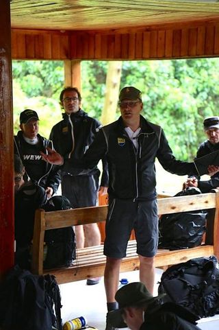 Bjarne Riis gathers the troops