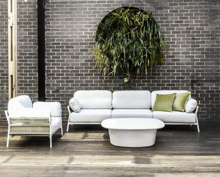 how to keep white patio furniture white in a city, Satara Australia