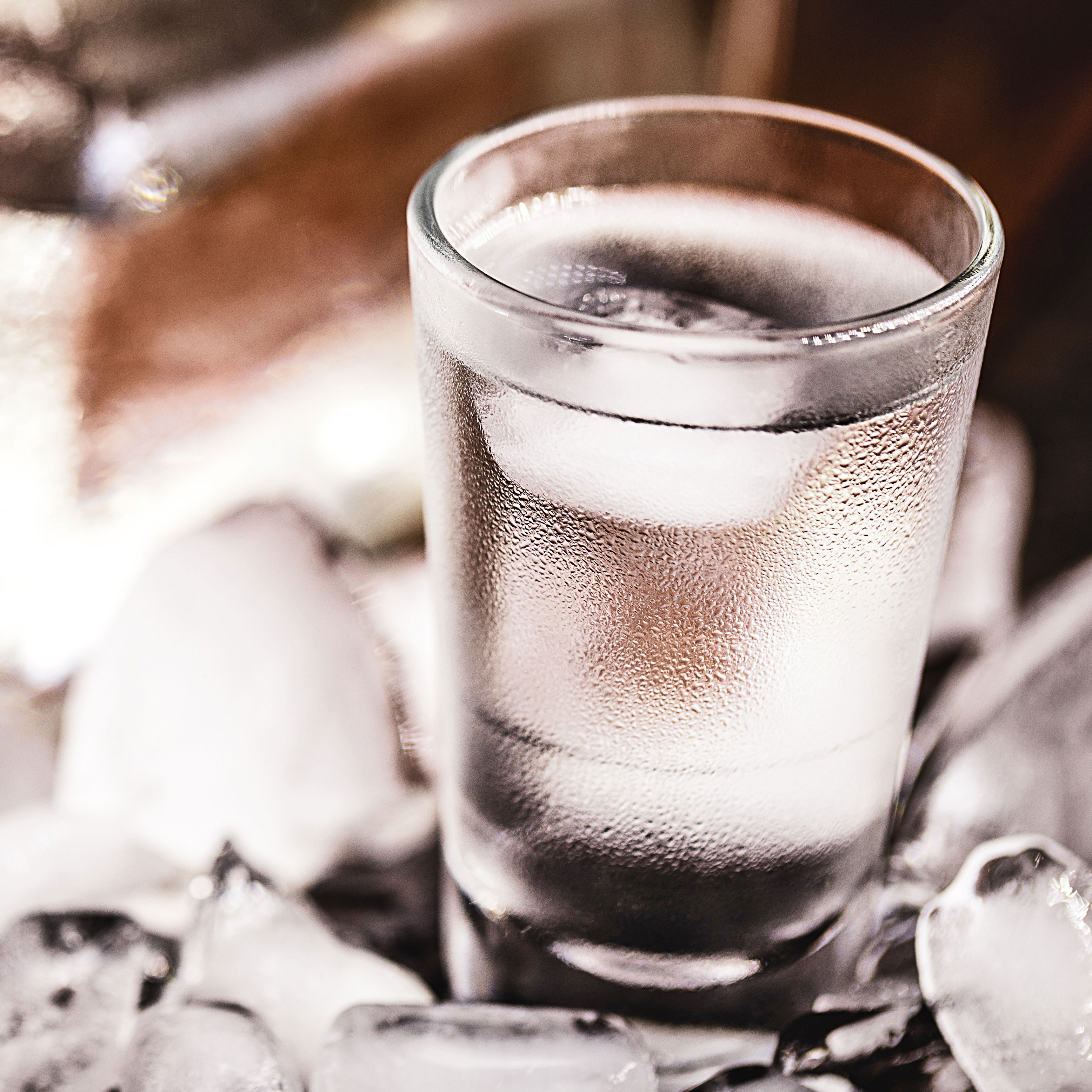 glass of vodka with ice