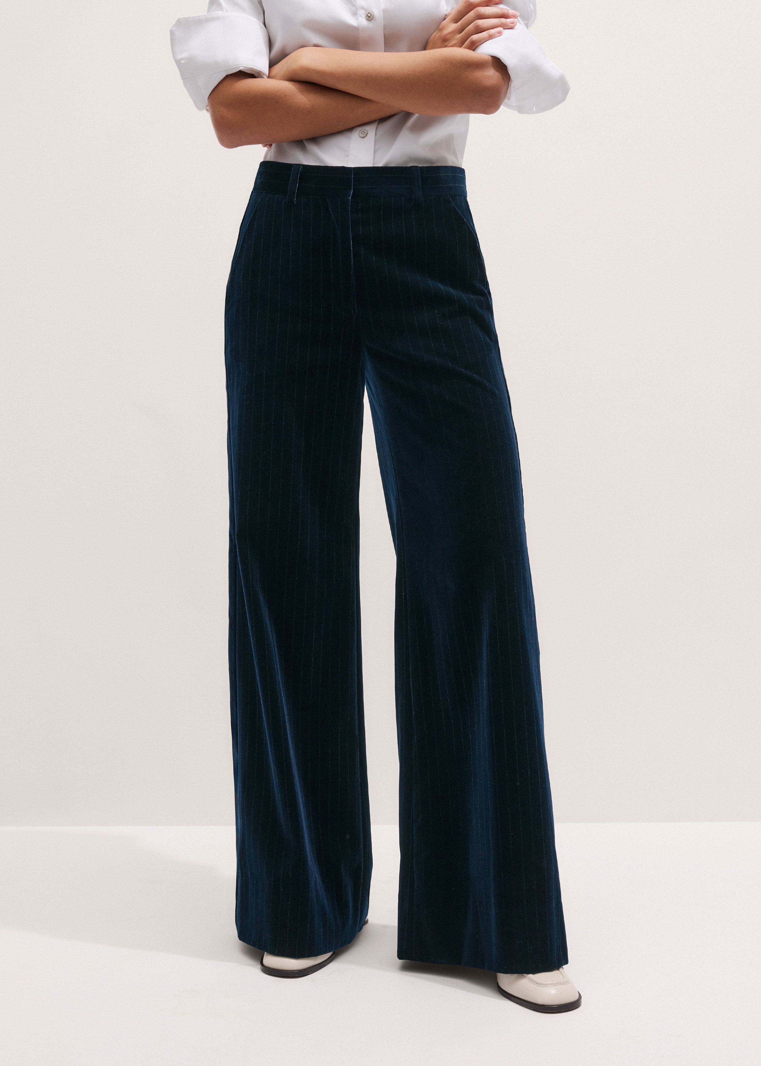 Wide-Leg Pant