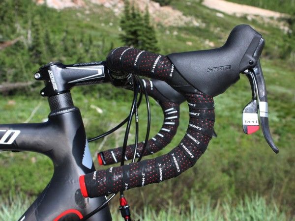 The Tarmac SL3 Superlight will also include a pair of 175g Specialized S-Works carbon bars with a classic bend.