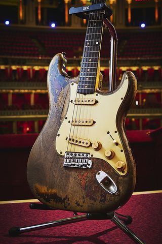 Gallagher’s 1961 Fender Stratocaster - Royal Albert Hall