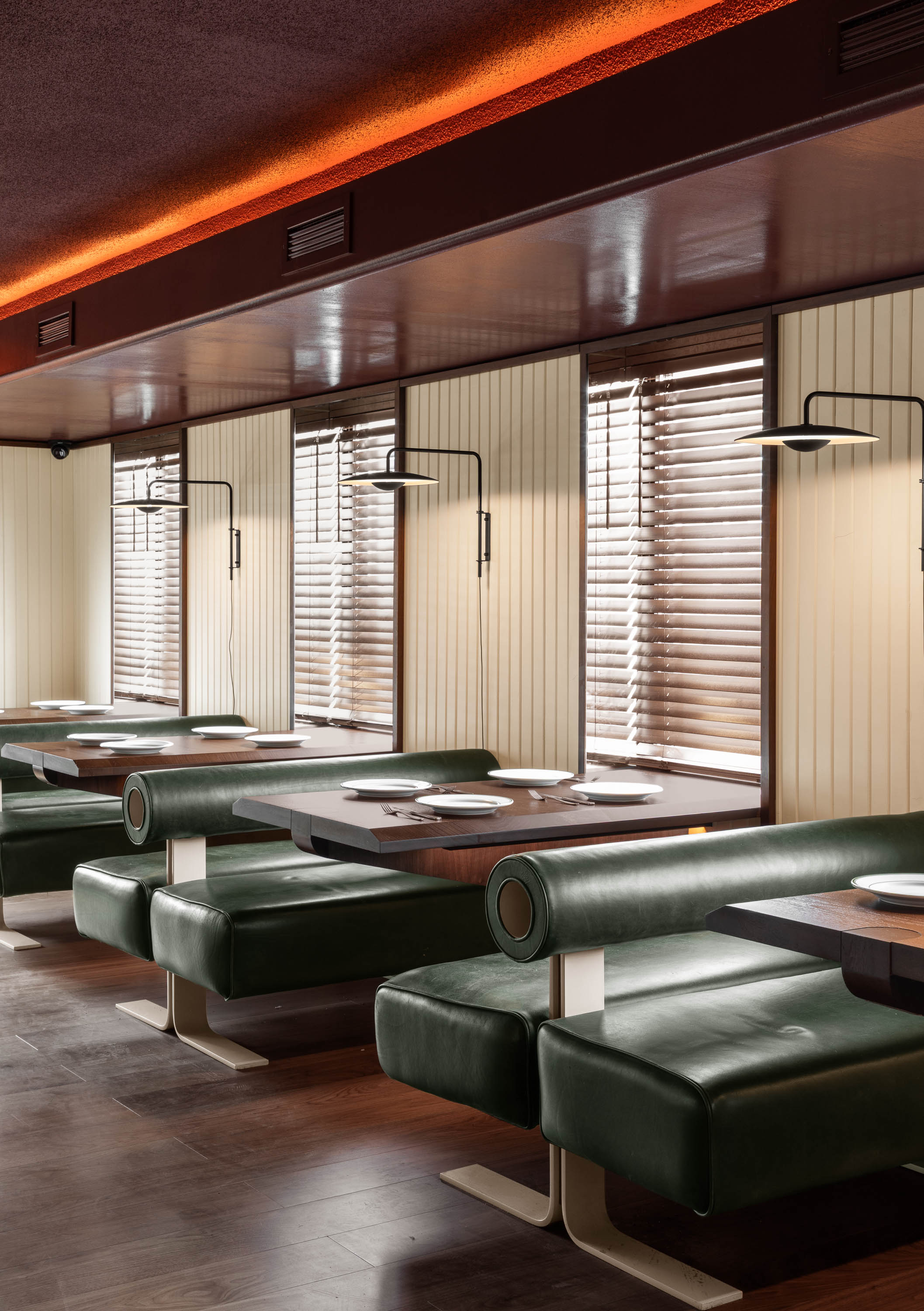 north of brooklyn queensway toronto