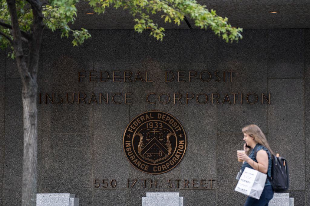 FDIC accused of sexism