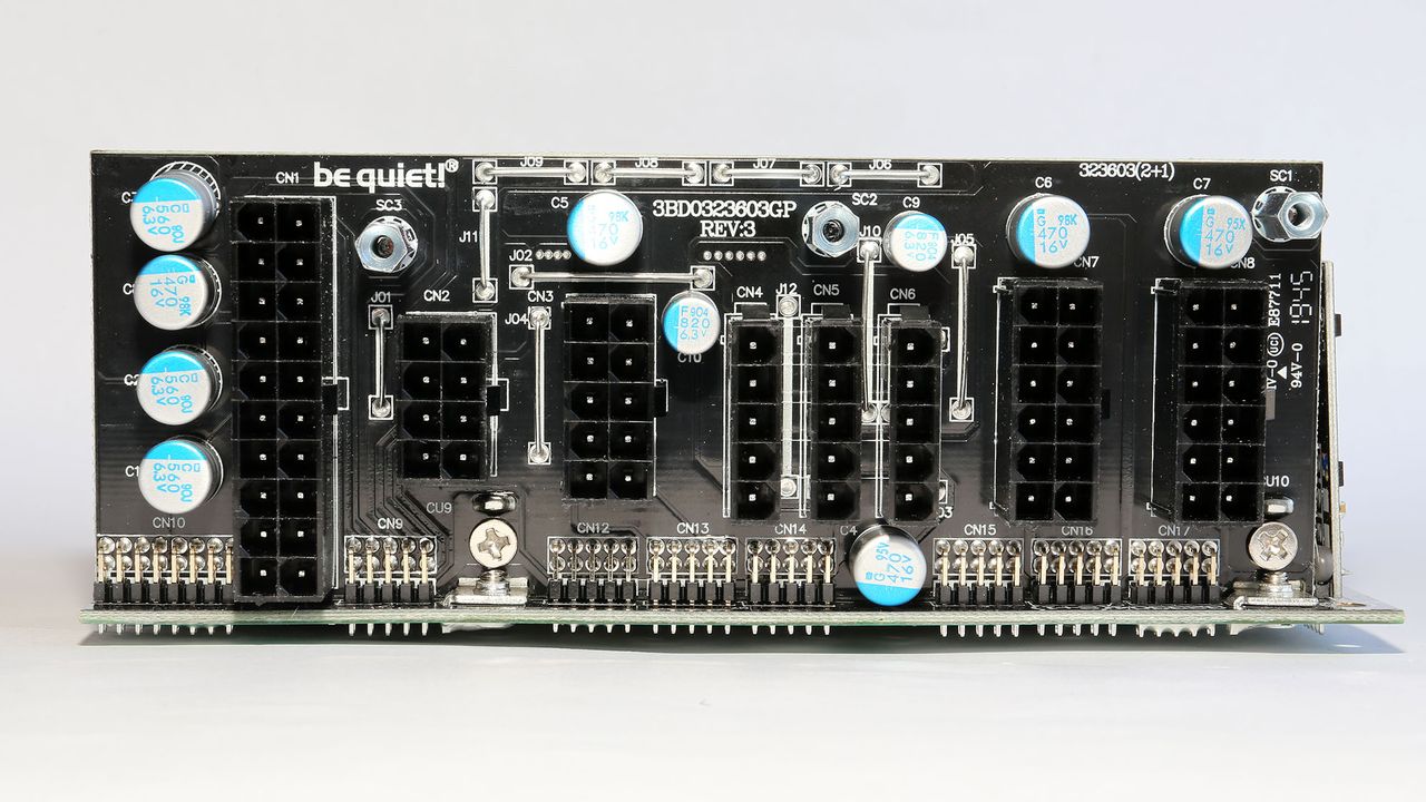 be quiet! Straight Power 11 550W Platinum Modular board front